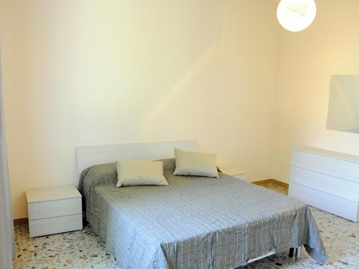 Belvilla By Oyo Porto Quarantaquattro Lazise Esterno foto
